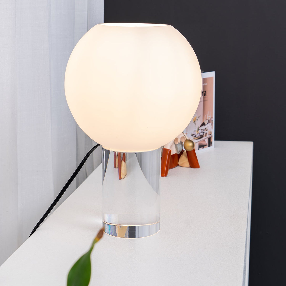 Buds Table Lamp