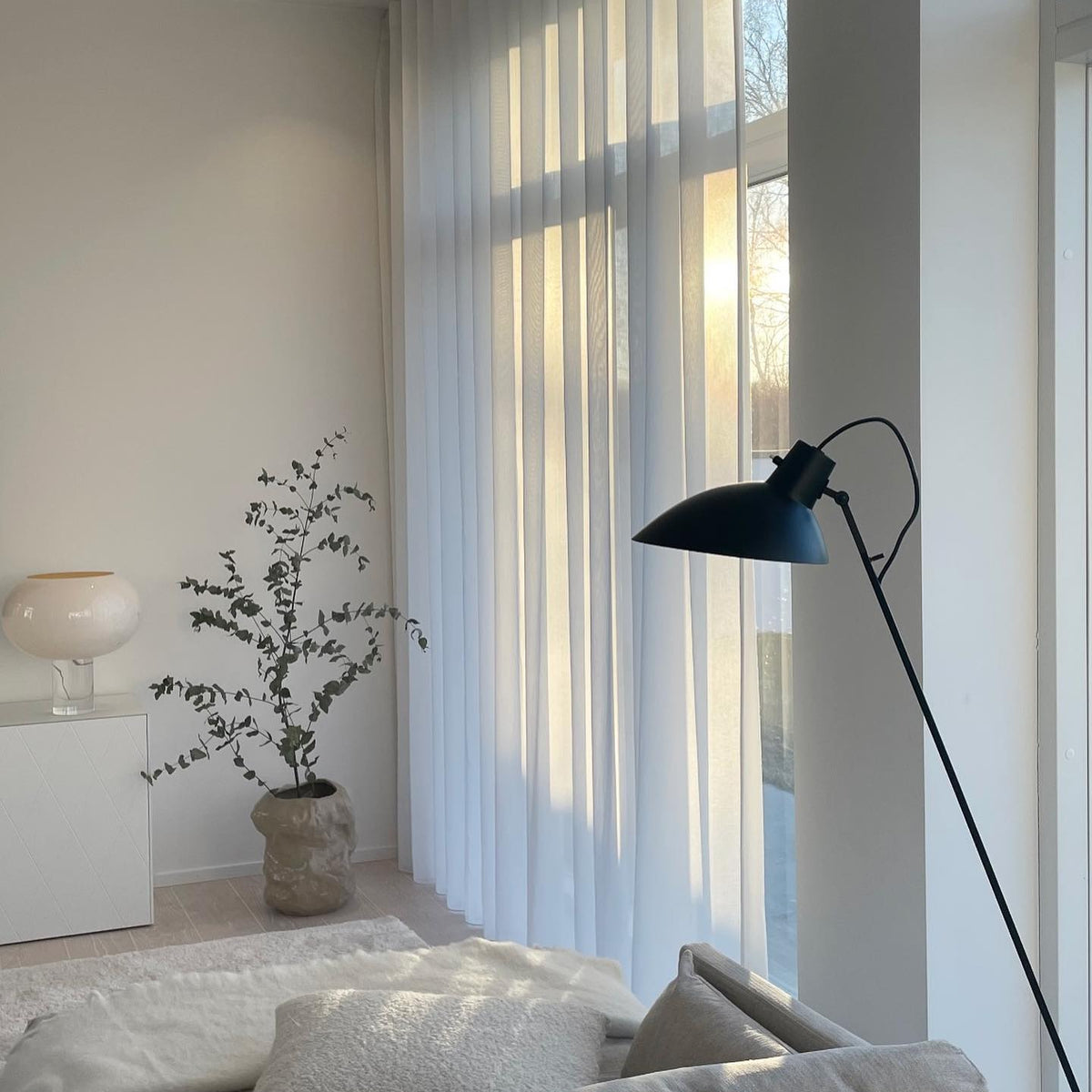 Buds Table Lamp