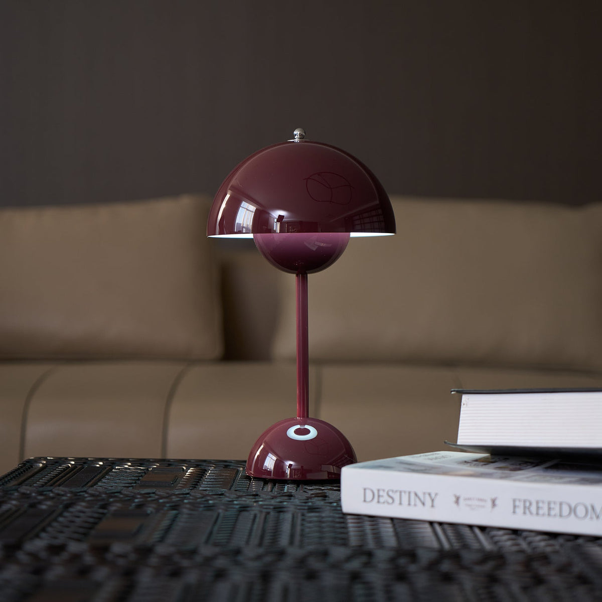 Flowerpot Portable Table Lamp