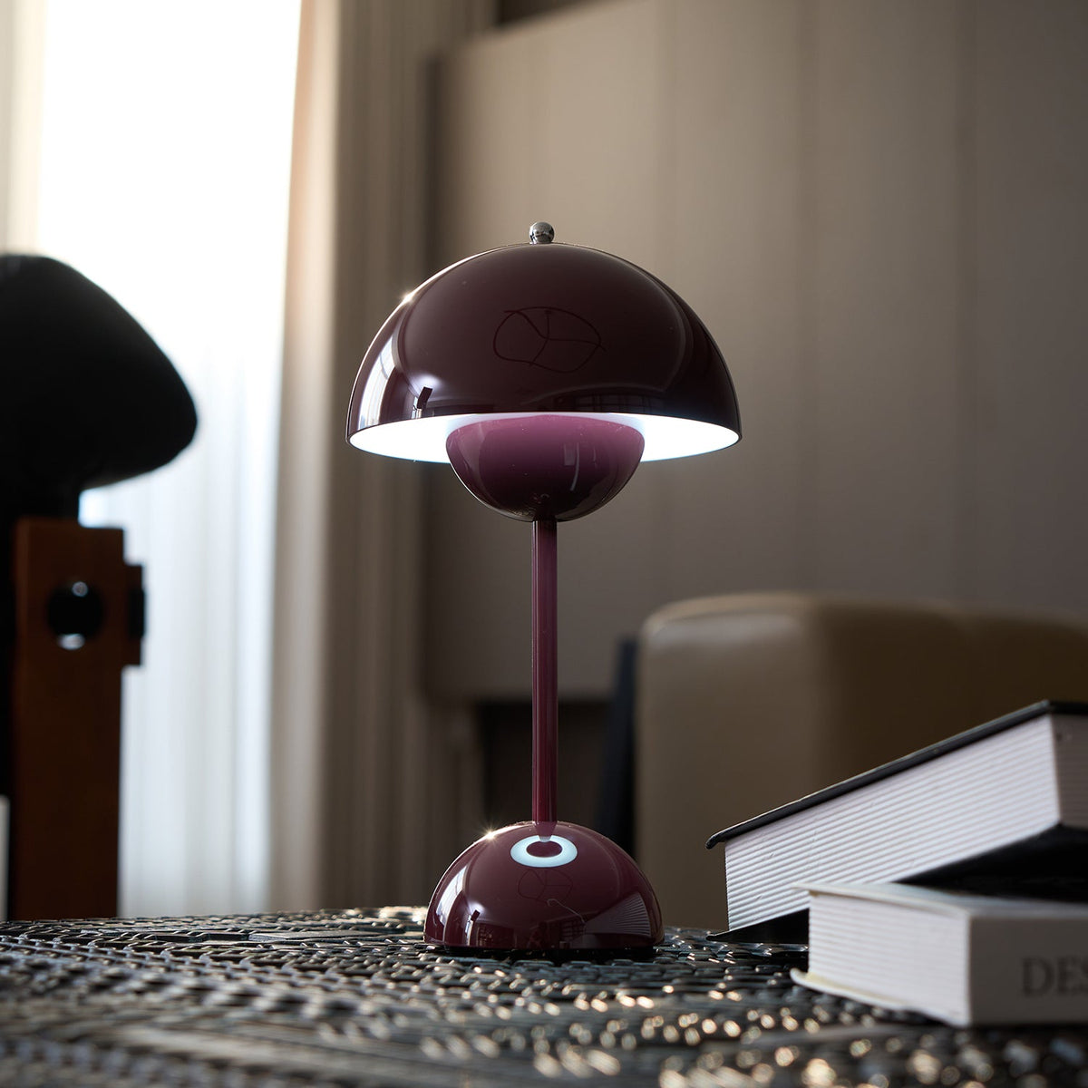Flowerpot Portable Table Lamp