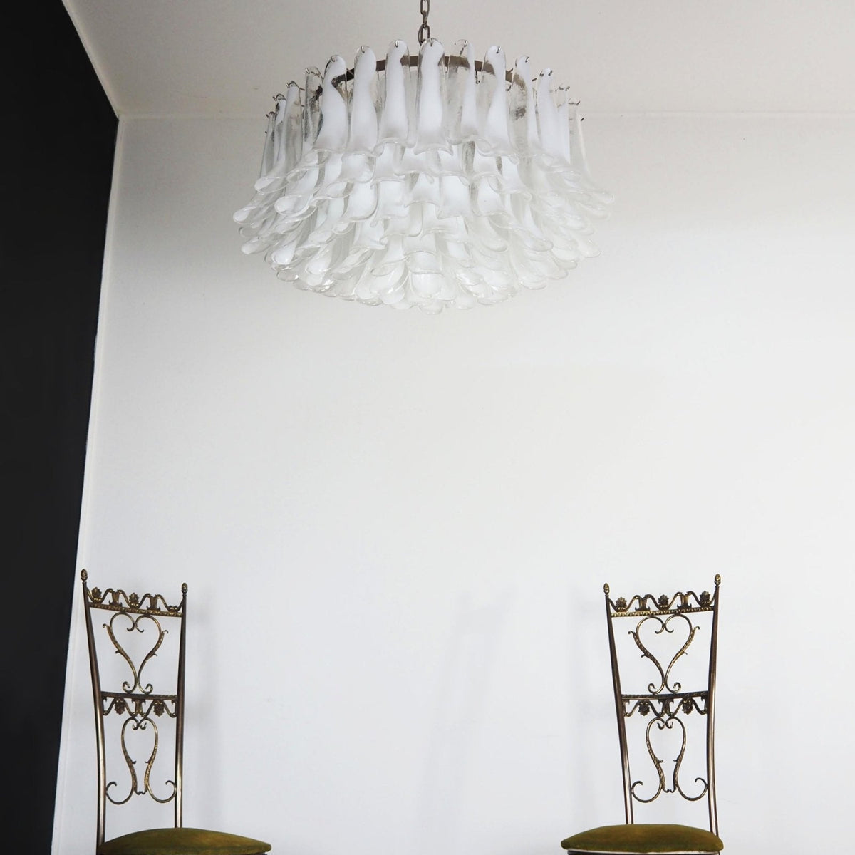 Petals White Murano Chandelier