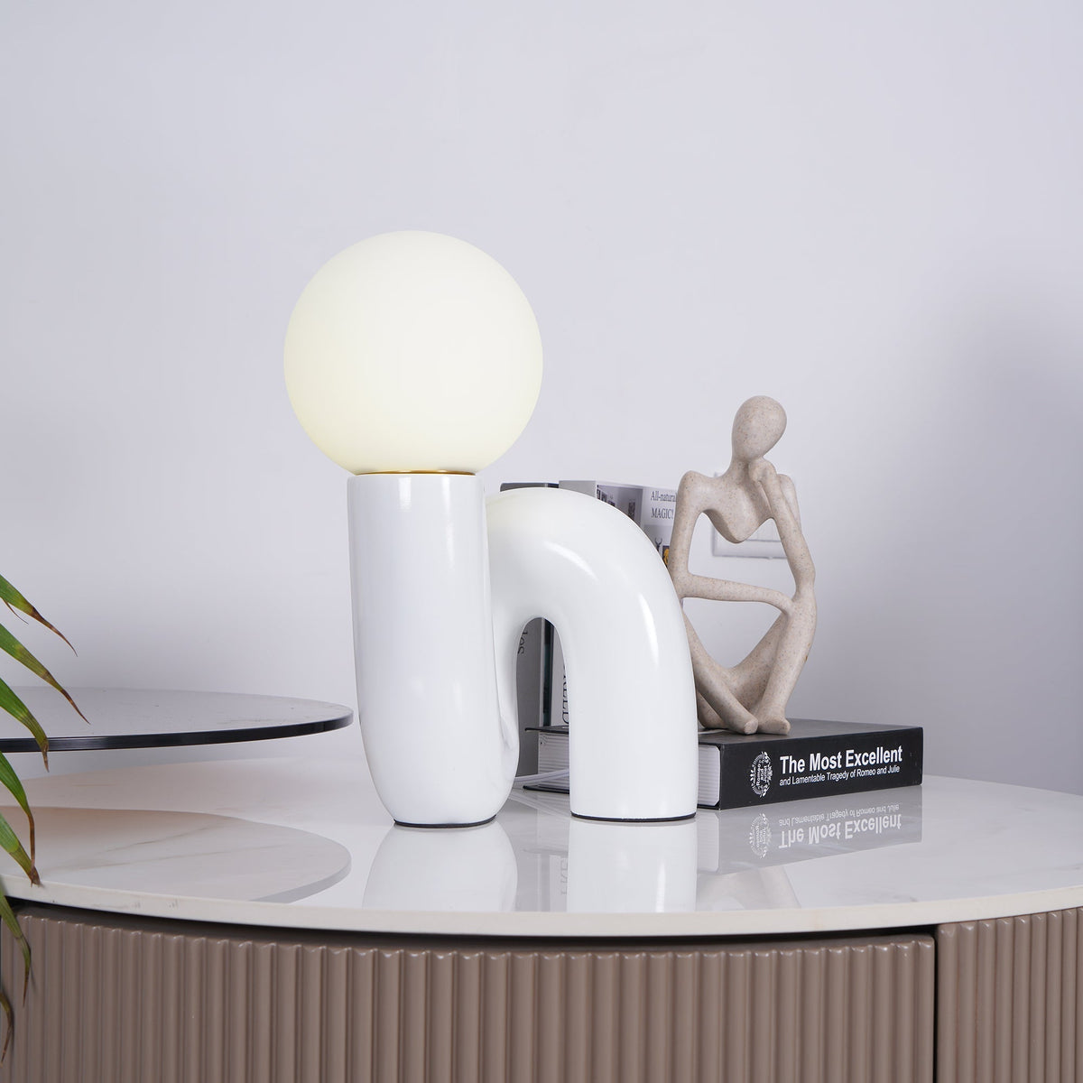 Neo Table Lamp