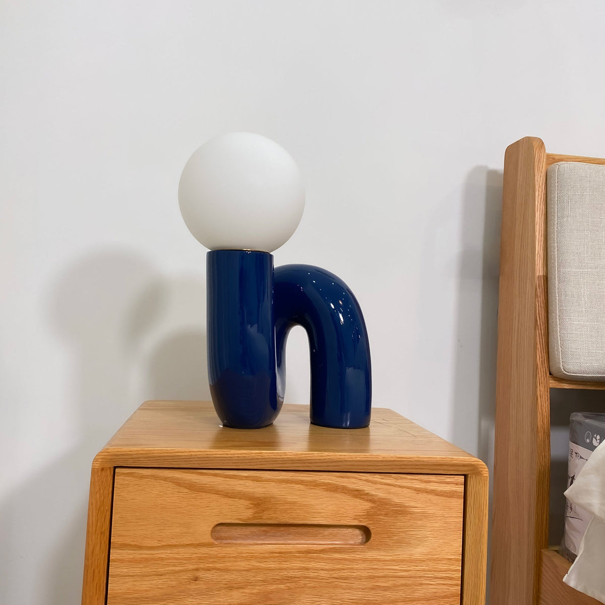 Neo Table Lamp