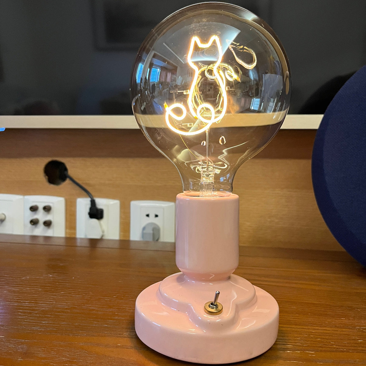 Nordic Style Cat Ceramic Table Lamp Built-in Battery