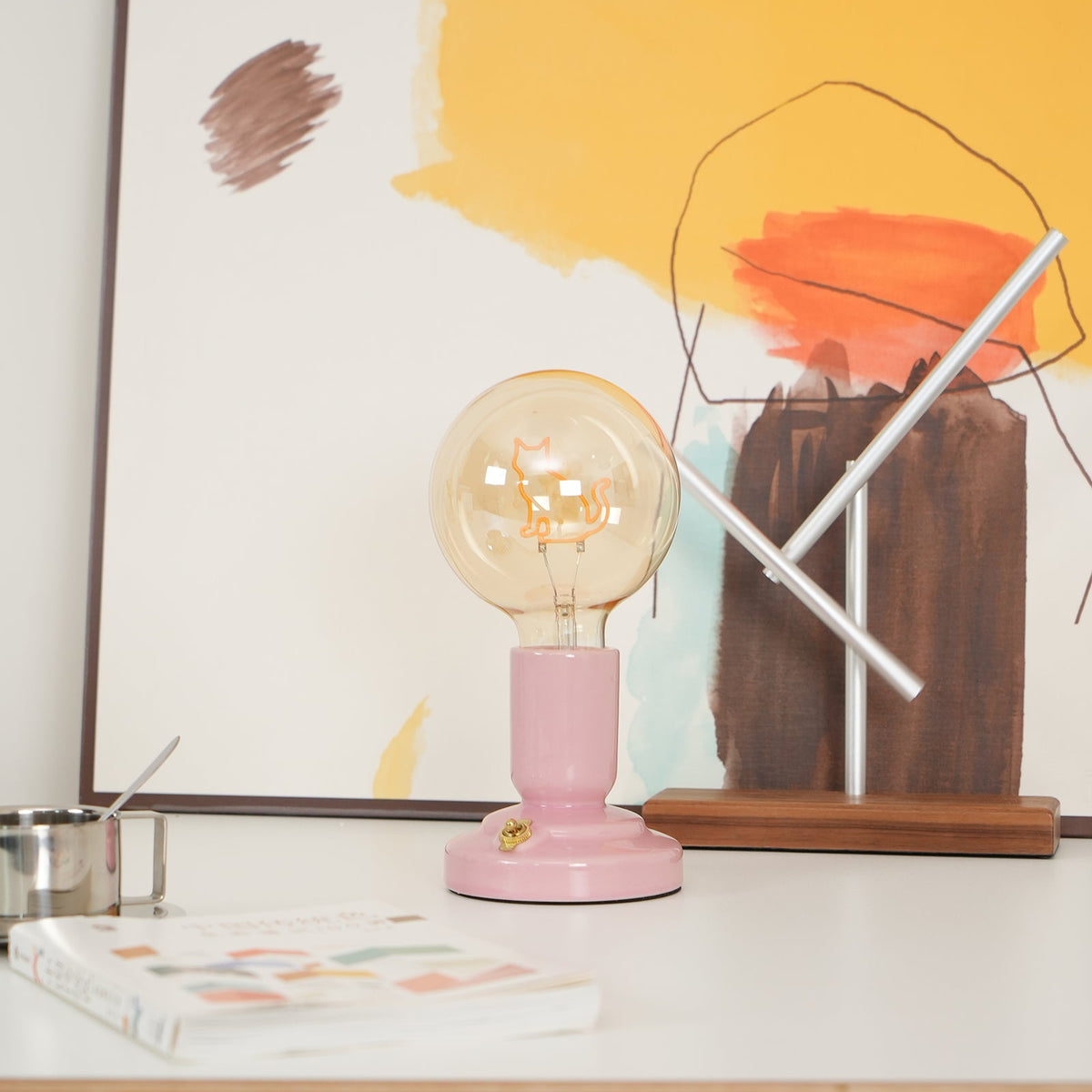 Nordic Style Cat Ceramic Table Lamp Built-in Battery