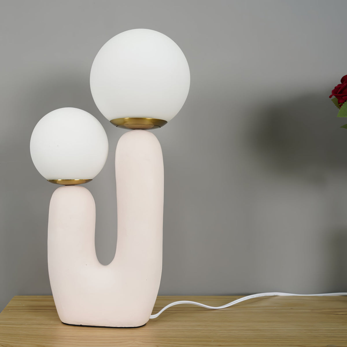 Oo Rough Table Lamp