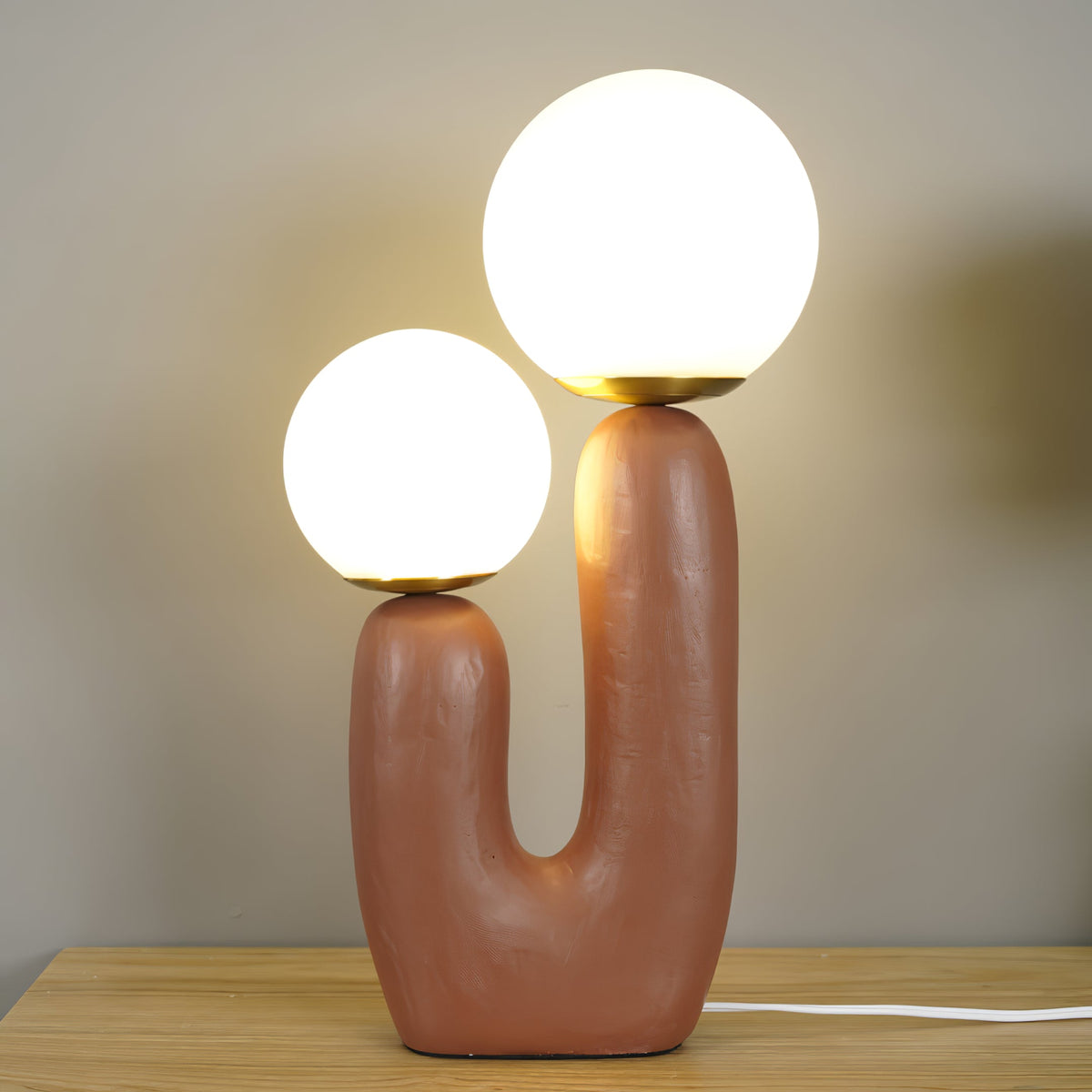 Oo Rough Table Lamp