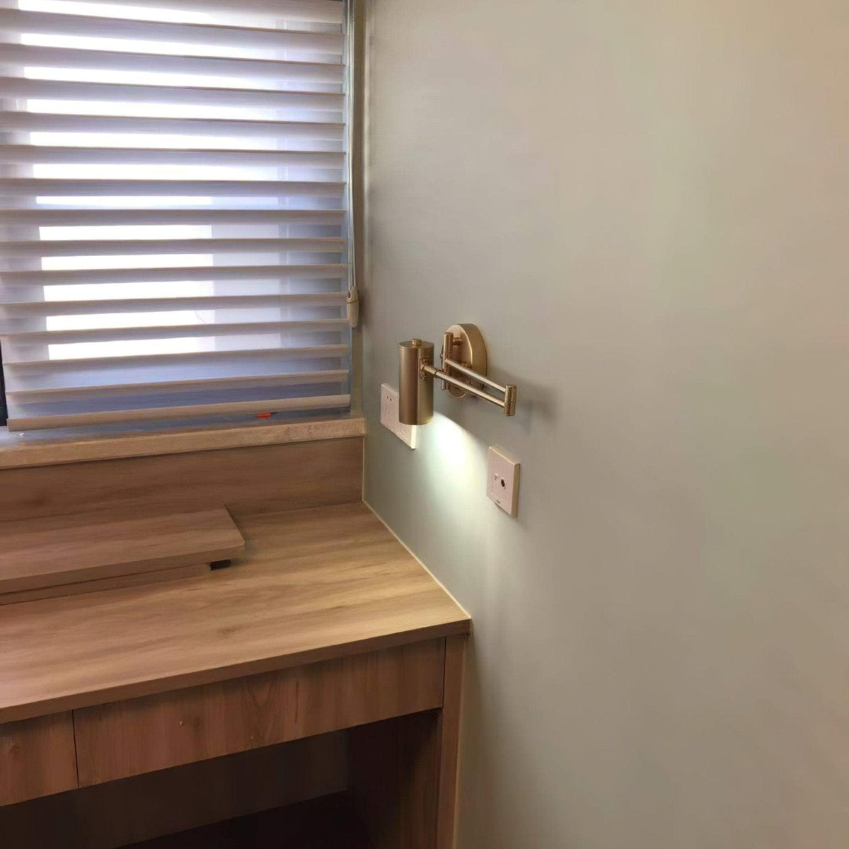 Swing Arm Wall Sconce - Franing
